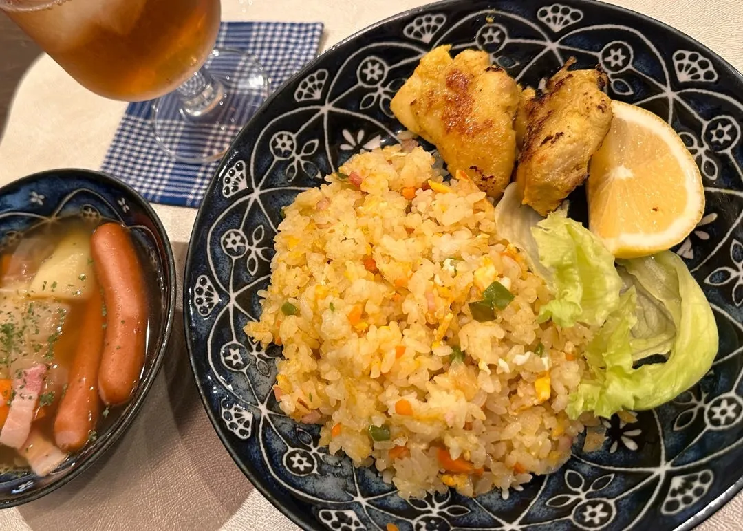 タンドリーチキンとカレーピラフとポトフ