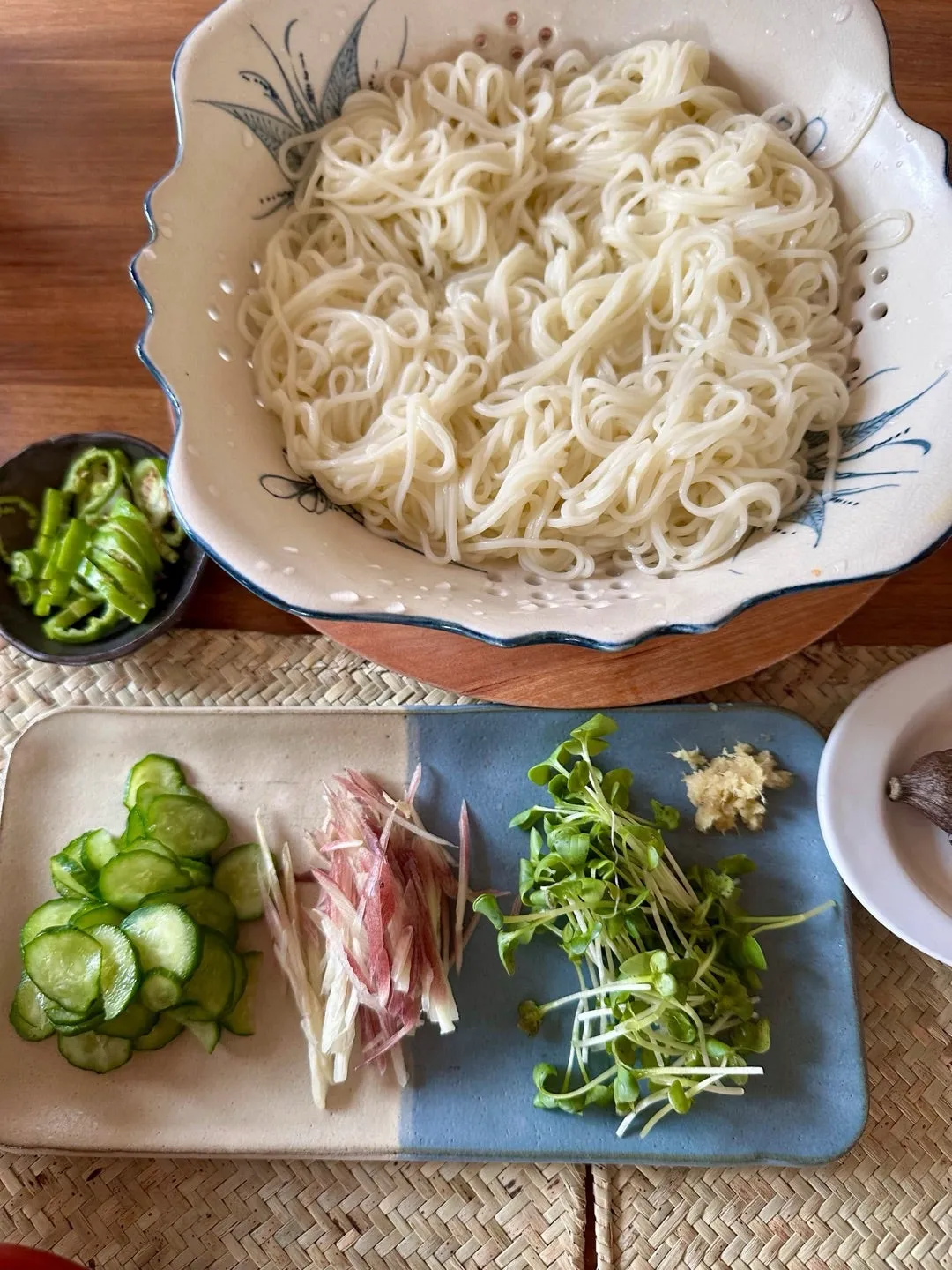 冷麦はじめました！