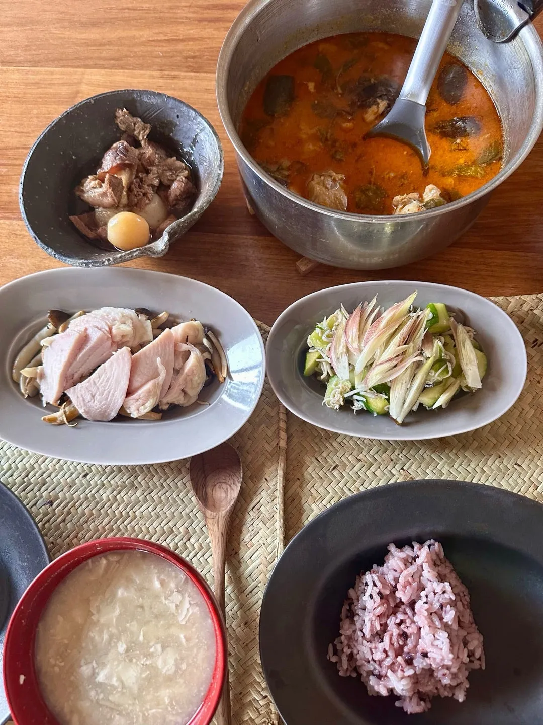 今日のご飯は。