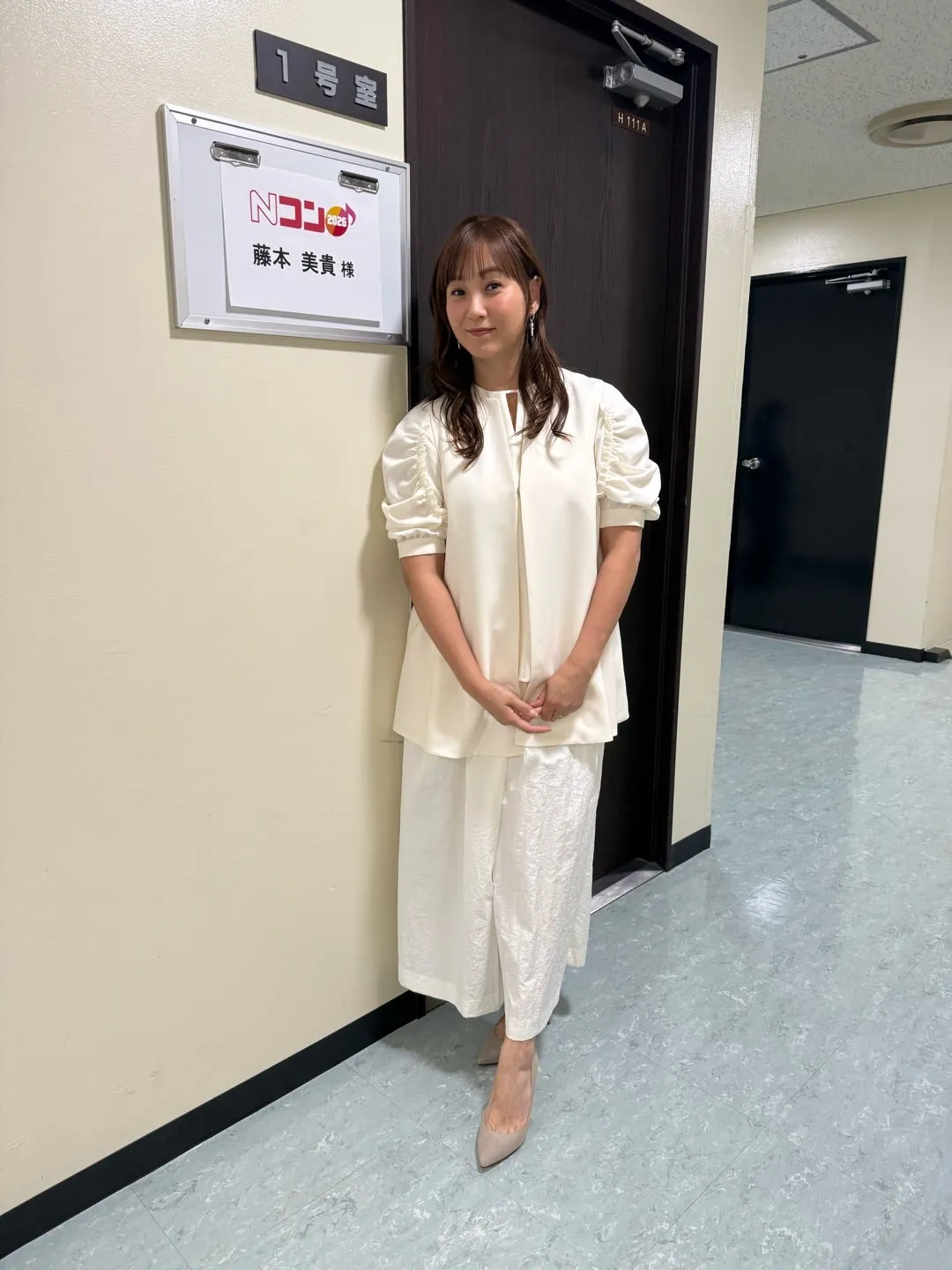 これから生放送です